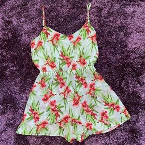 Forever 21 flower printed romper